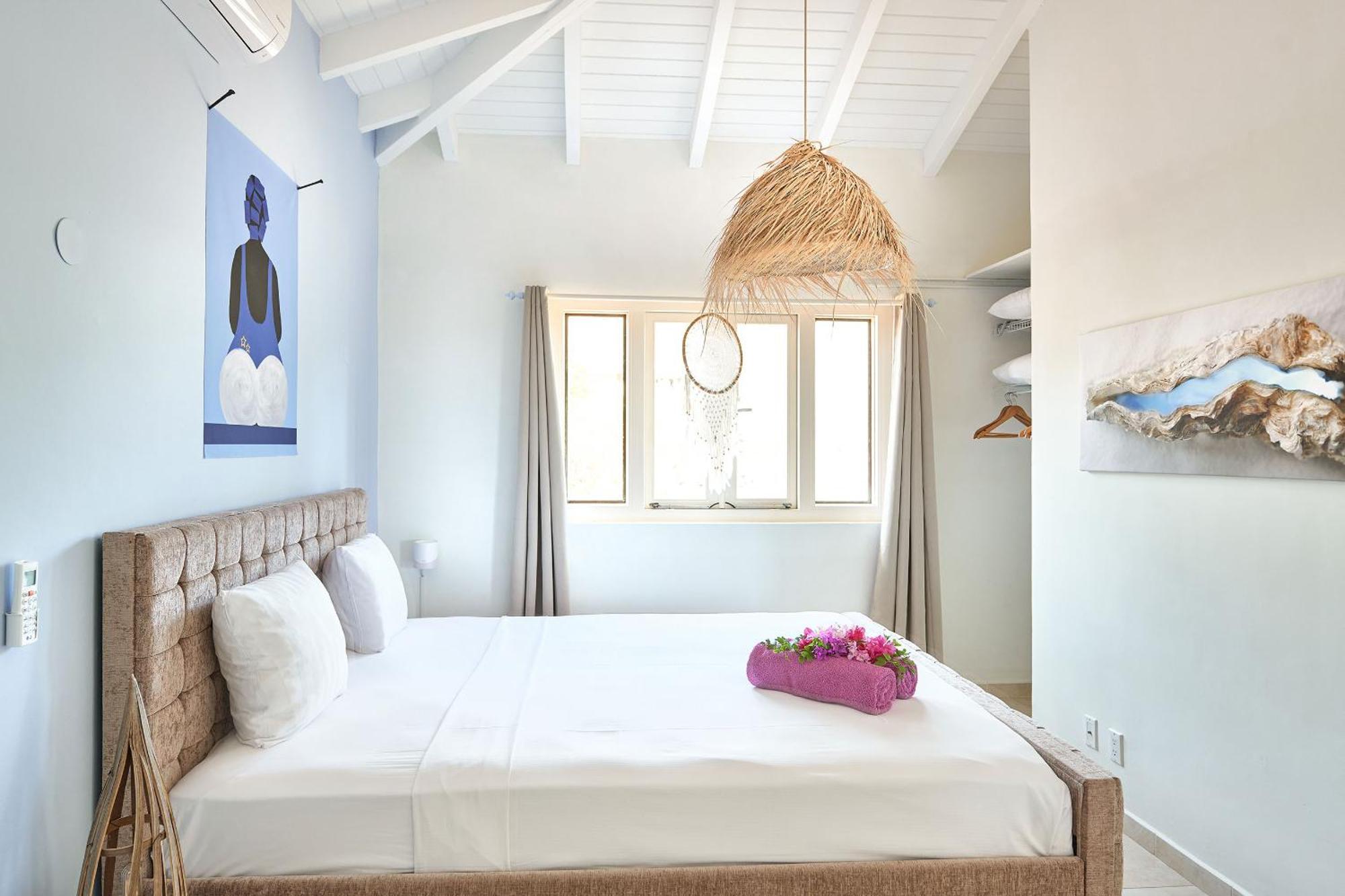 Coral Estate Rentals Willibrordus Room photo