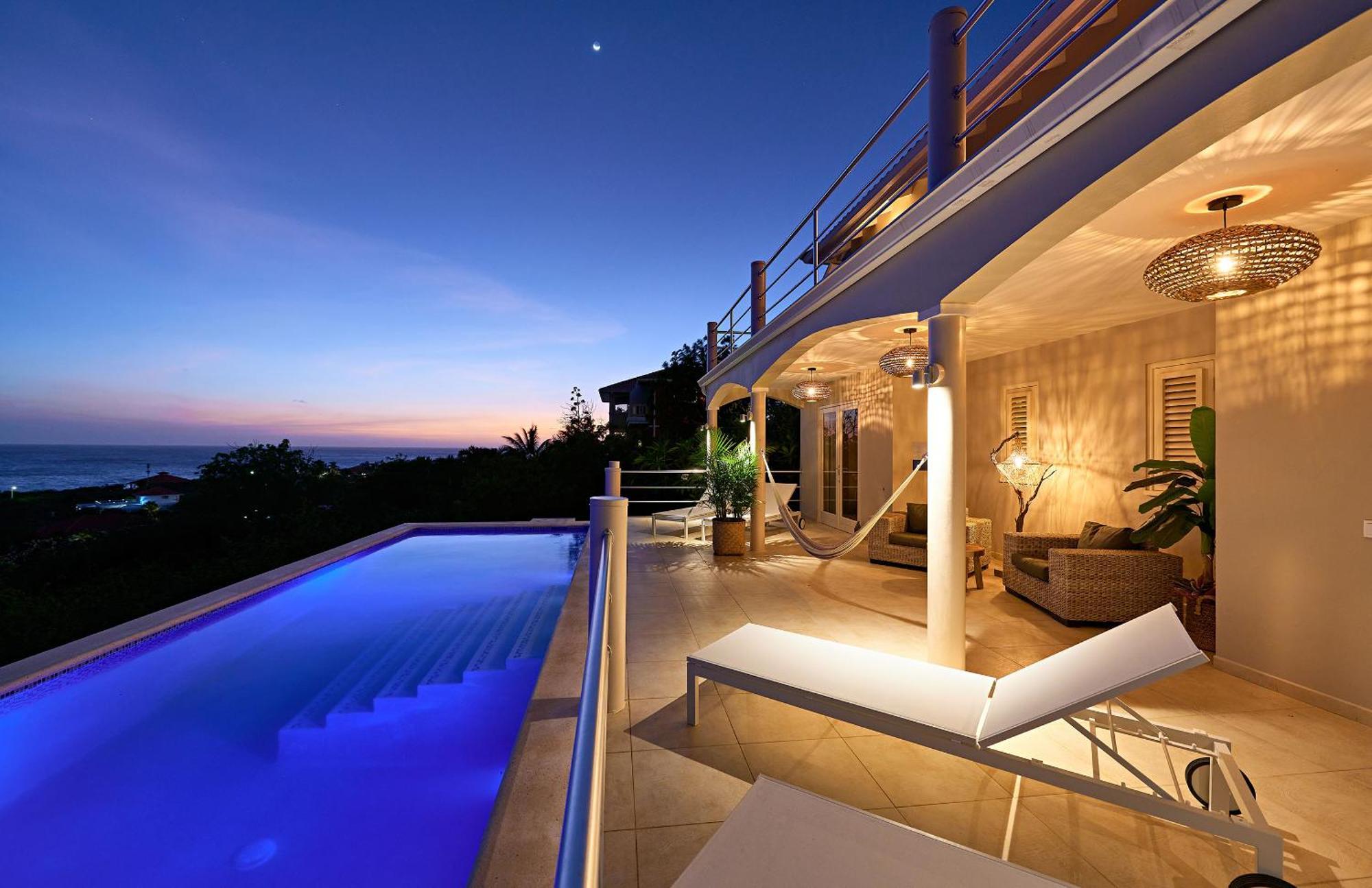 Coral Estate Rentals Willibrordus Room photo