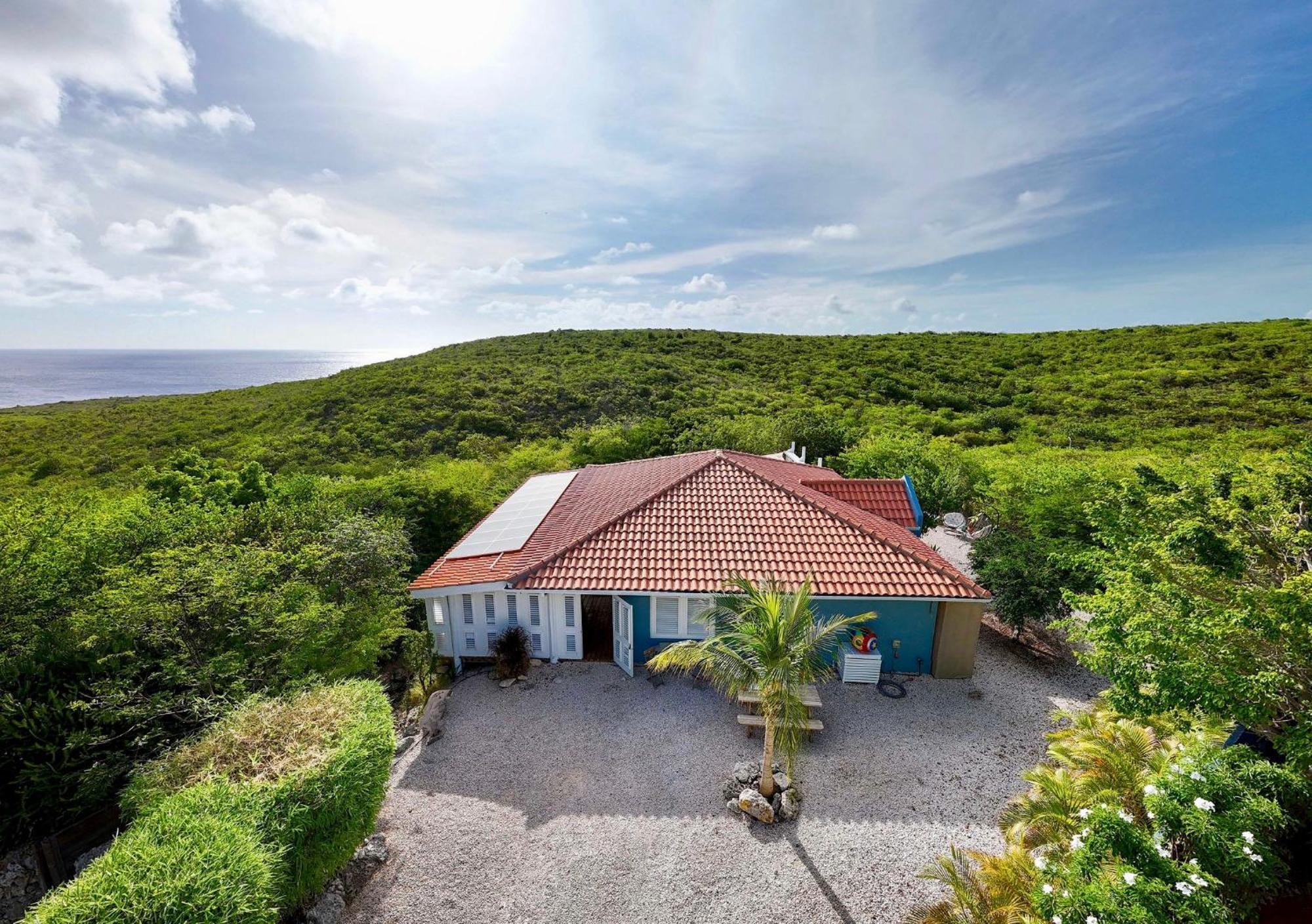 Coral Estate Rentals Willibrordus Exterior photo