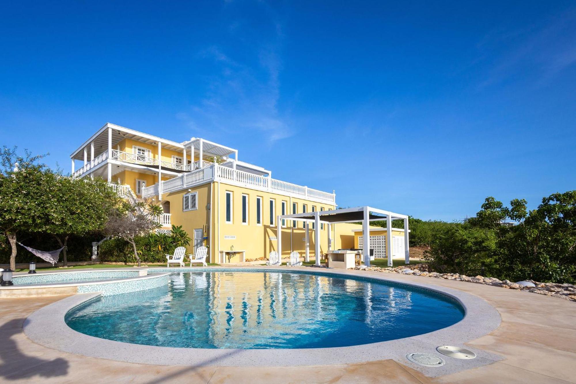Coral Estate Rentals Willibrordus Exterior photo