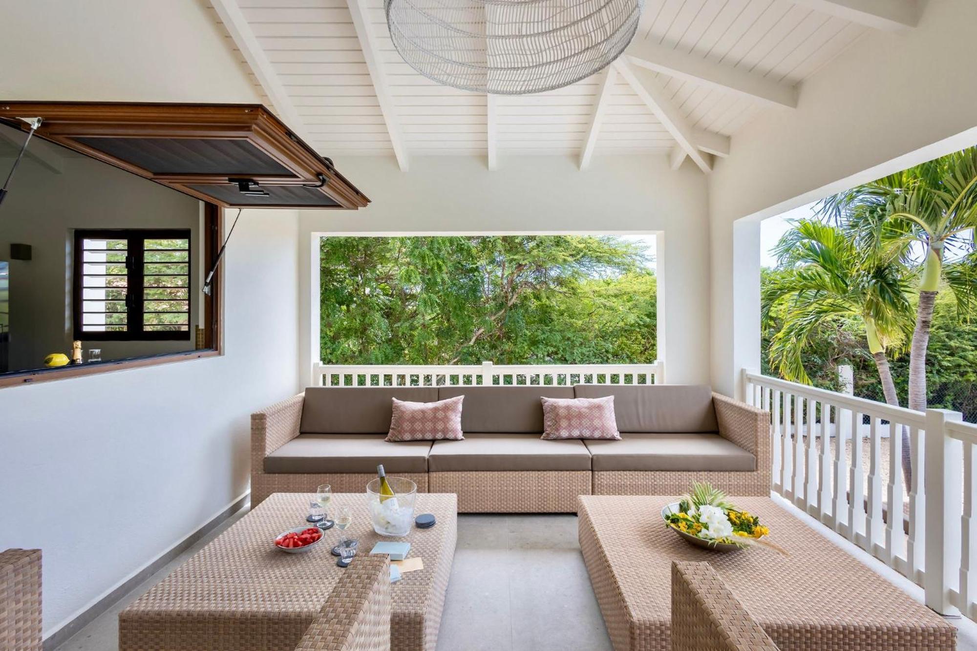 Coral Estate Rentals Willibrordus Exterior photo